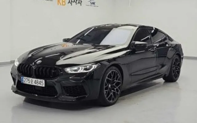 수원중고자동차매매가격 M8 4.4 그란쿠페 컴페티션 매물 사진 10 - 2025/01 13,265km