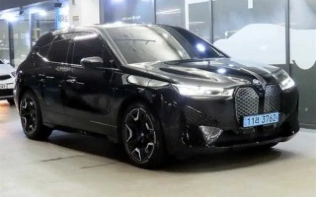수원중고자동차매매가격 iX xDrive 50 매물 사진 2 - 2022/11 104,444km