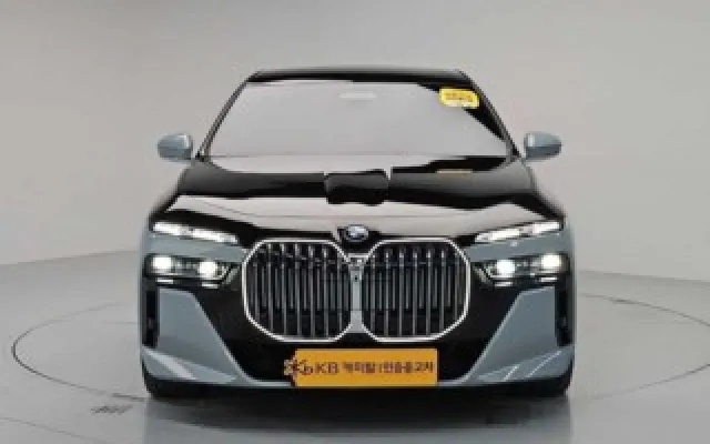 수원중고자동차매매가격 7시리즈 (G70) 750e xDrive M 스포츠 매물 사진 17 - 2023/06 32,566km